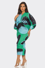 Load image into Gallery viewer, Printed Midi Dress (Green)
