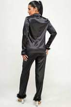 Load image into Gallery viewer, Satin &amp; Feather Trimmed Set
